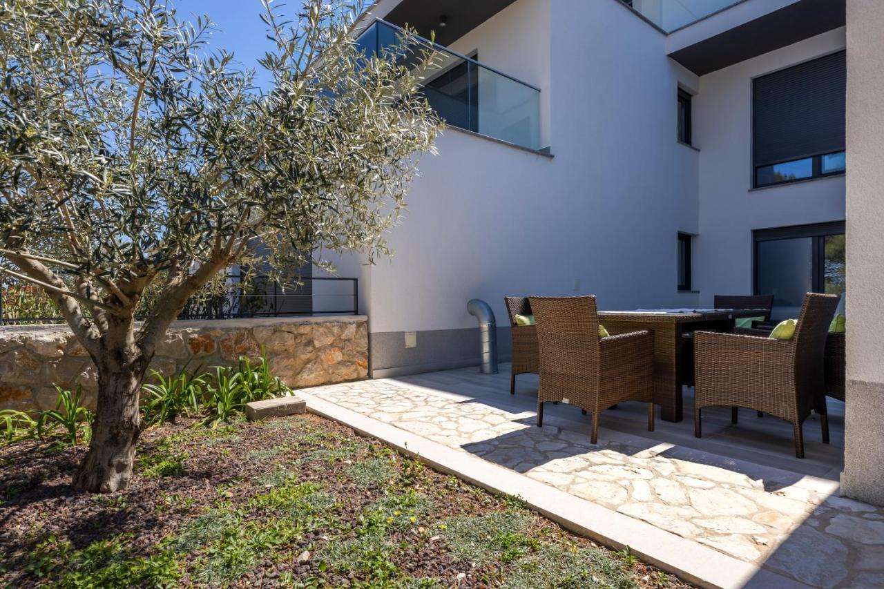 Apartments Olea Mali Losinj Ngoại thất bức ảnh
